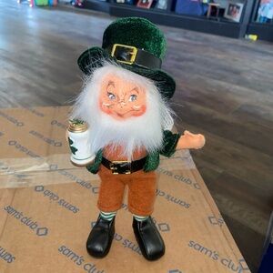 Annalee Green and Brown Holiday Leprechaun Decor